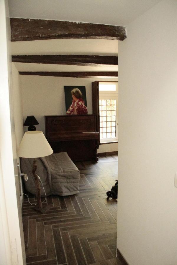 סן-בריו Hostel Du Lapin Blanc מראה חיצוני תמונה