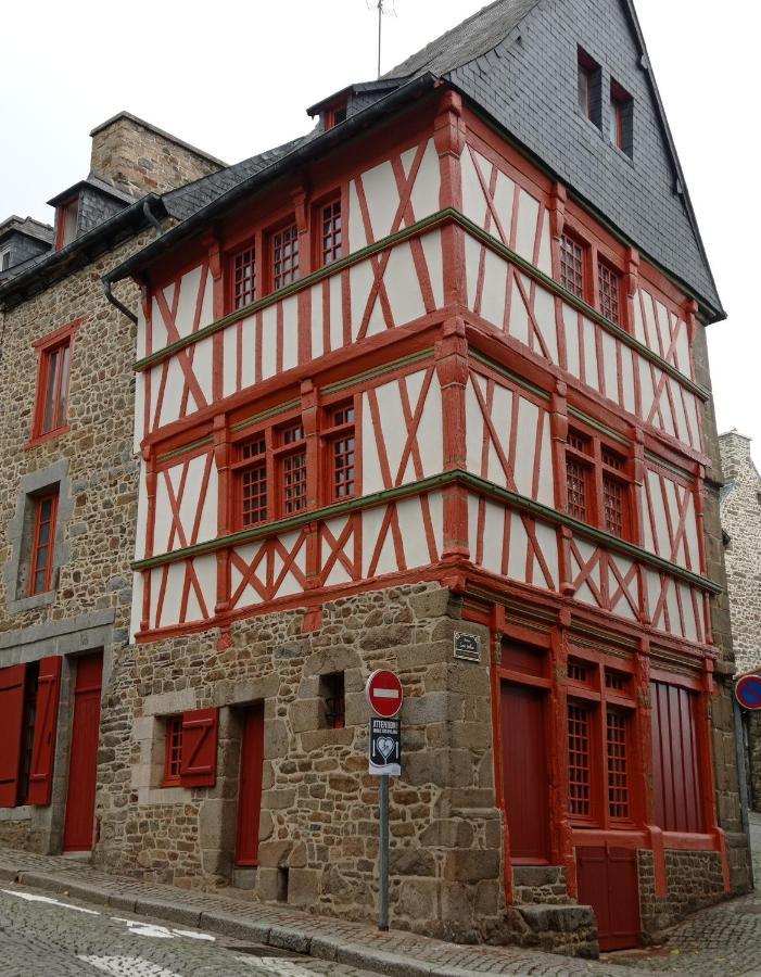 סן-בריו Hostel Du Lapin Blanc מראה חיצוני תמונה